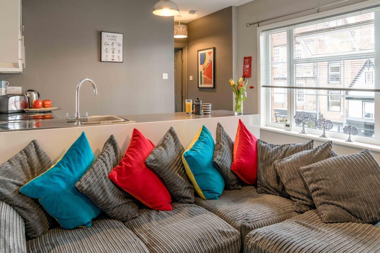 The Exchange Apartments With Permit Parking تِوْكيسبوري المظهر الخارجي الصورة
